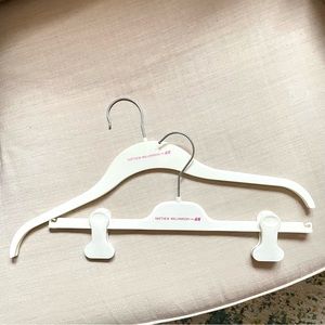 🩷 Matthew Williamson X H&M Set Of 2 cloth garment HANGERS